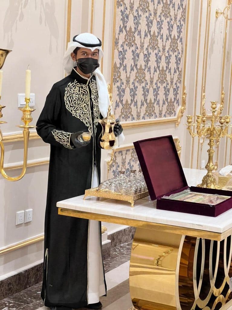 ضيافة قهوة عربية رسمية لمناسبات كبار الشخصيات في الرياض